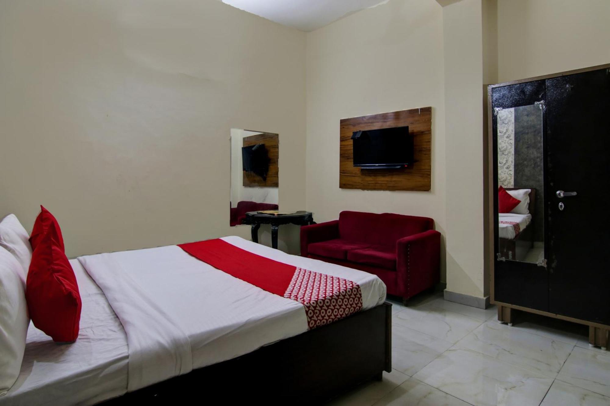 Hotel Yash House New Delhi Extérieur photo
