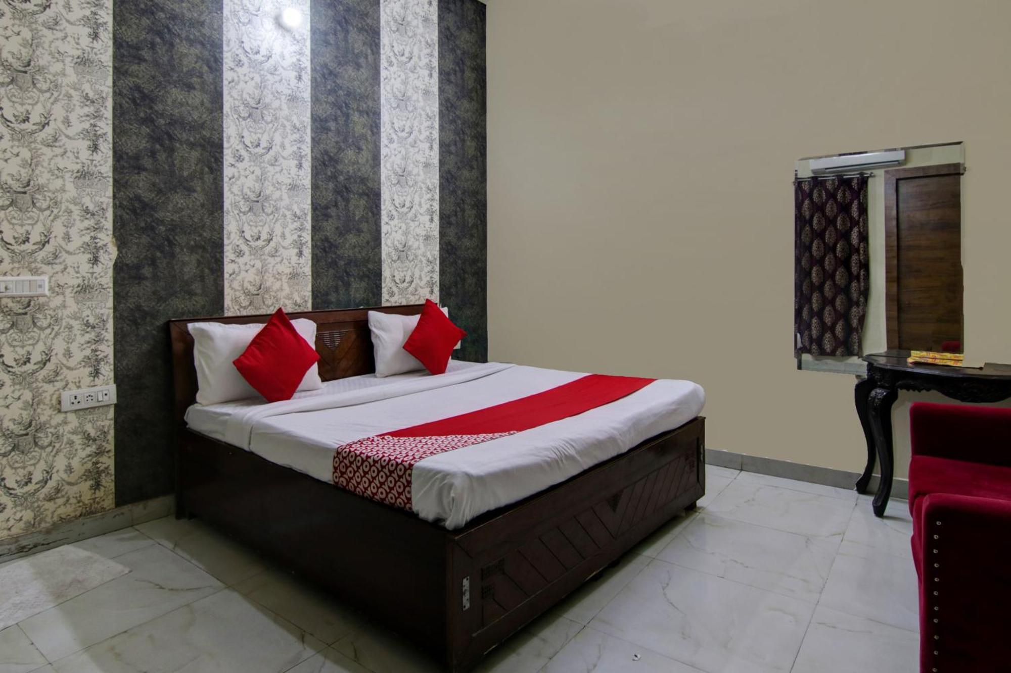 Hotel Yash House New Delhi Extérieur photo