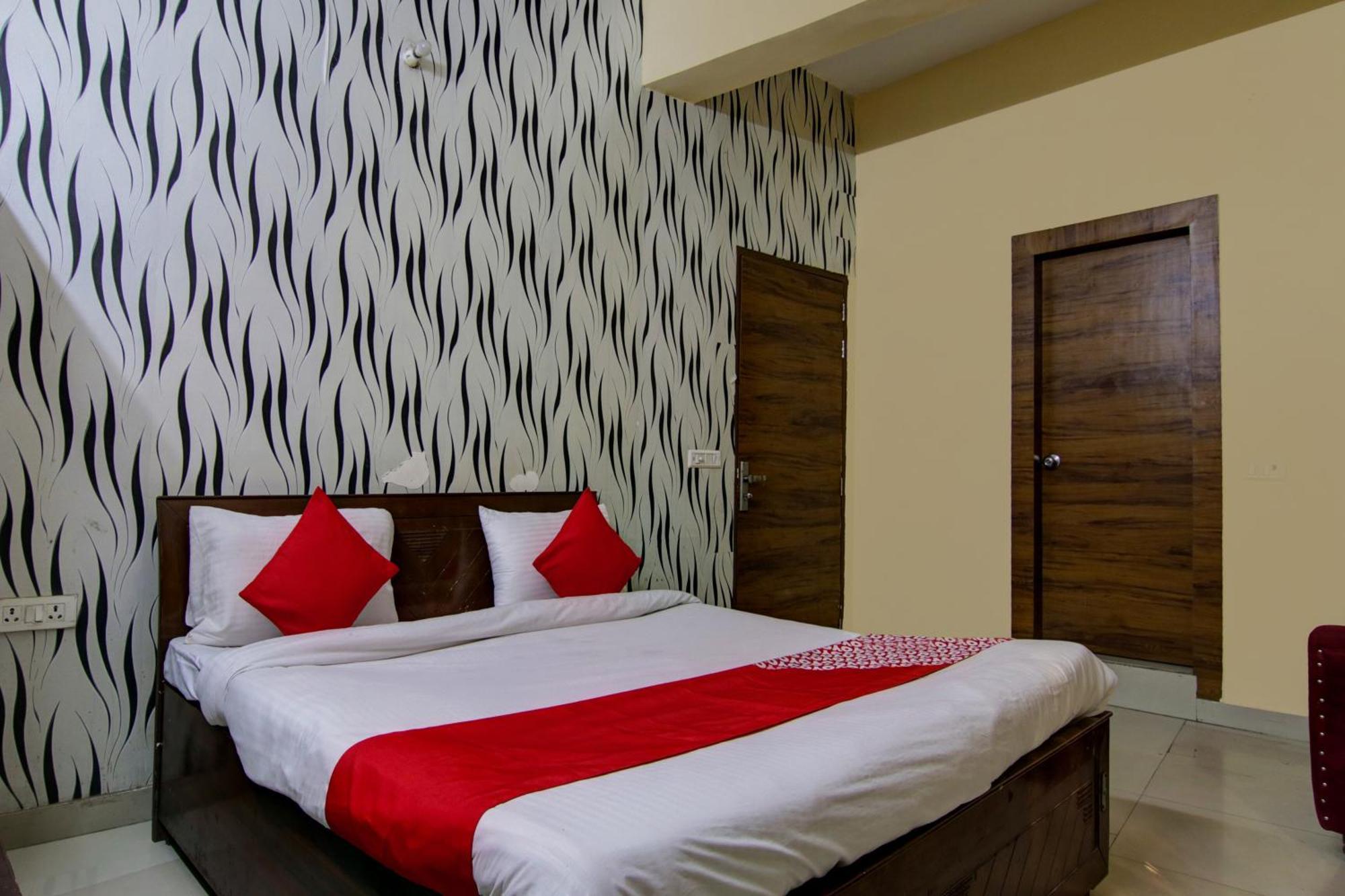 Hotel Yash House New Delhi Extérieur photo
